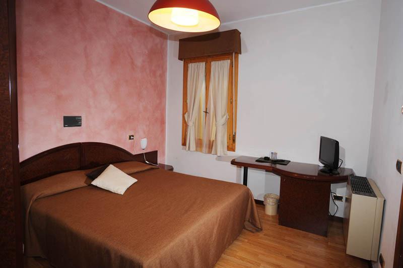 Drake Hotel Maranello Room photo