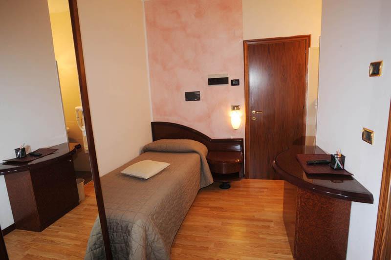Drake Hotel Maranello Exterior photo