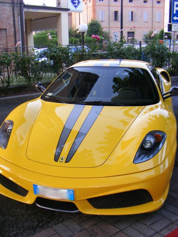 Drake Hotel Maranello Exterior photo